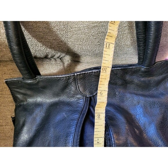 Vera Pelle Vintage Black Leather Elevated Basic Minimalist Bucket Shoulder bag - Picture 9 of 14